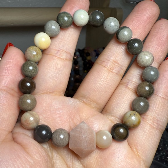 Jewelry - Alashan Agate & Sunstone ✨Handmade | Stretchy | 8mm beads